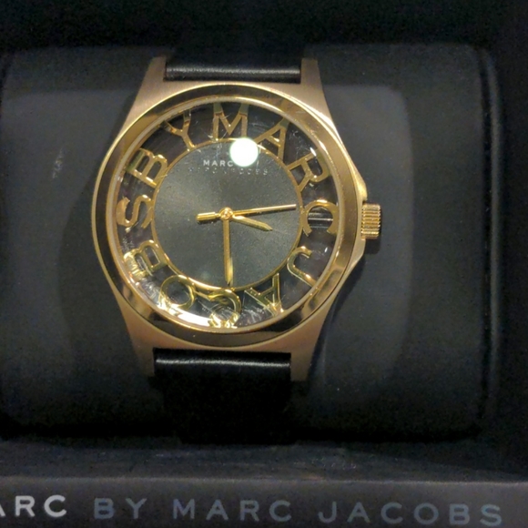 Marc by Marc Jacobs watch - Picture 2 of 3